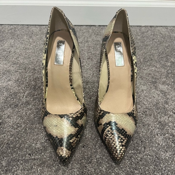 Spiegel Snakeskin Pumps Size 9 - Picture 6 of 6